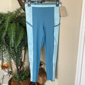Brand New Nike Women's Pro High-Waisted 7/8 Training Leggings in Noise Aqua Blue